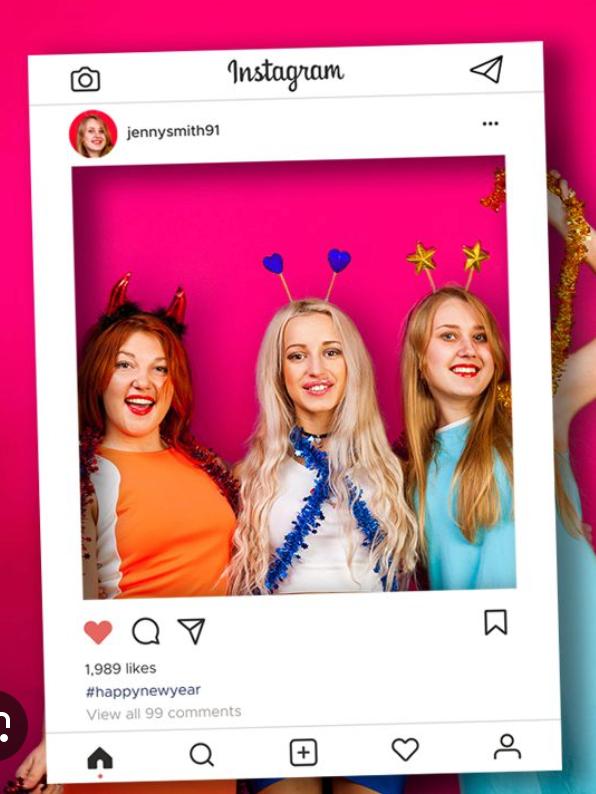 Fully Customised Social Media Frame