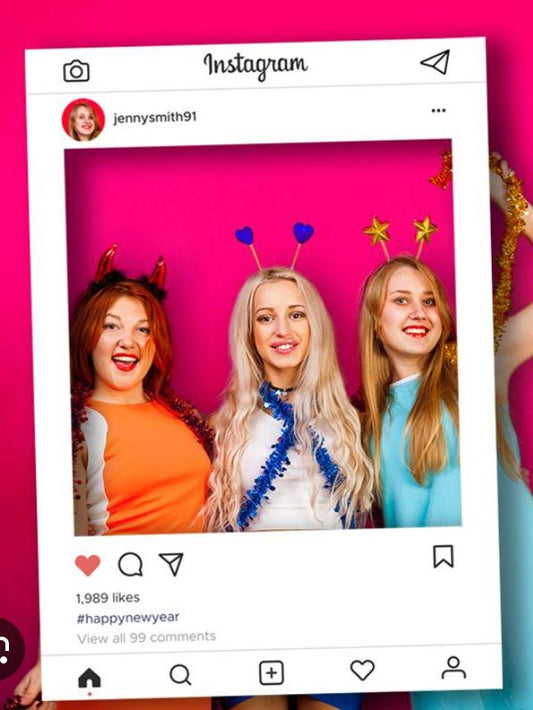 Fully Customised Social Media Frame